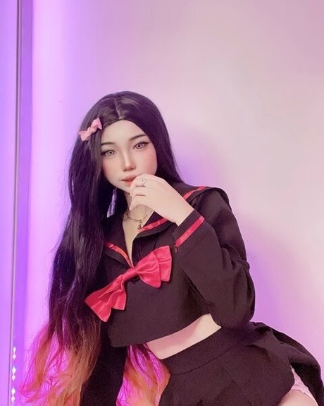 Dalfhne Visperas top star img