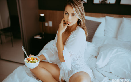 joi uniquementfans belle nue photo