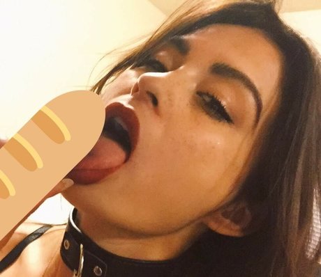 Sultrysanguine actrice libre image