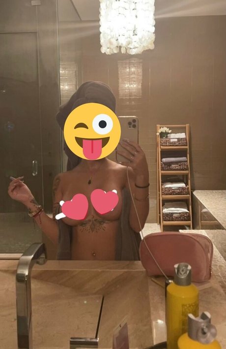 ASMR Heaven modèle de haute qualité photos