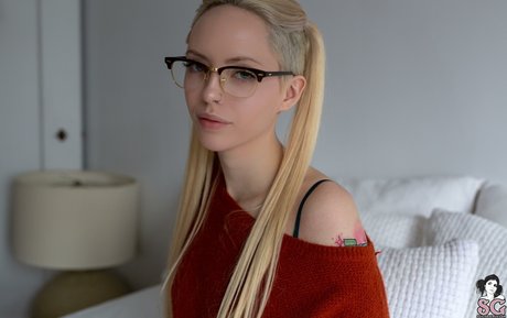 slust actrice nue galerie