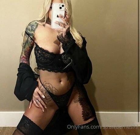 Andzelika Kramer étoile nue des photos