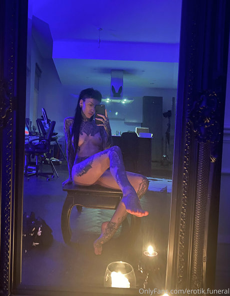 Erotic Funeral xxx star du porno image