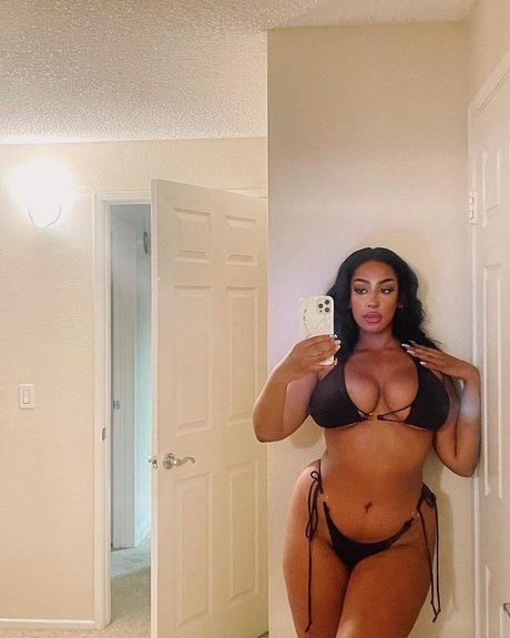 fellation publique onlyfans pornographique des photos