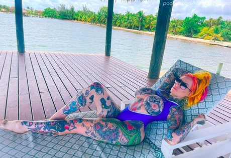 Kandyisbadass star érotique photos