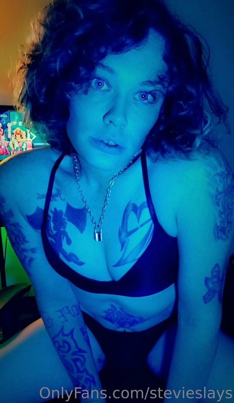 stevieslays modèle xxx img