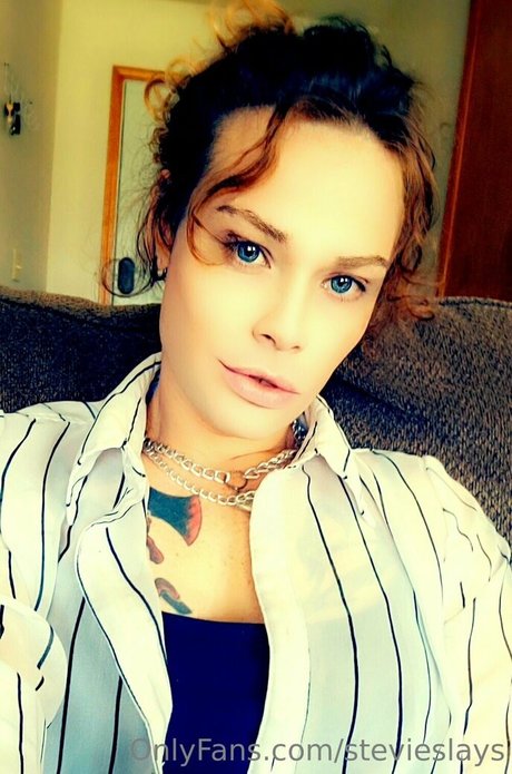 filles célèbres onlyfans chaud de haute qualité photo