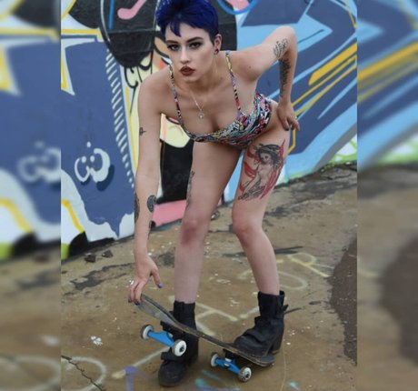 Amethyst queen19 star du porno chaude galerie