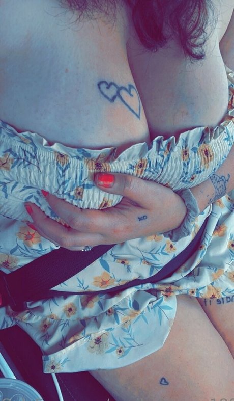 chaton courbé onlyfans adulte parfait images