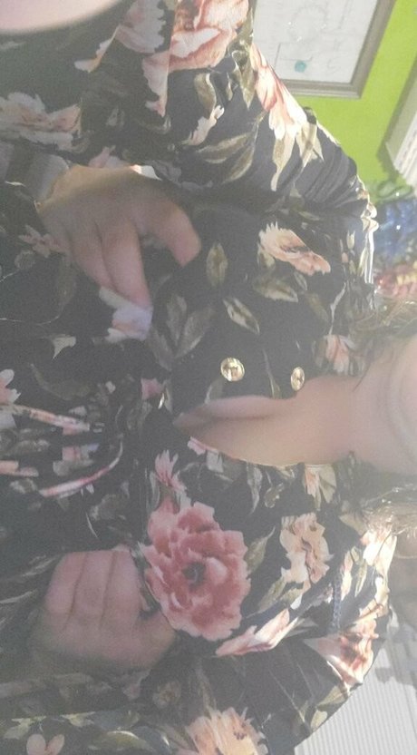 katiebugkitty122 modèle exclusif archive