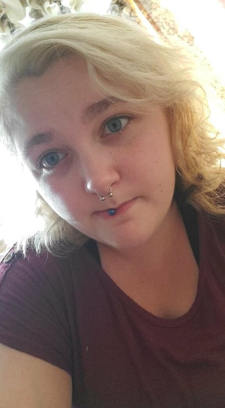 femmes au foyer uniquementfans assez érotique archive