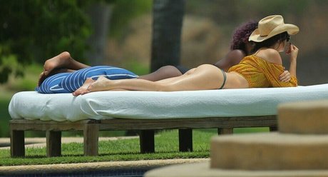 cosplay asiatique uniquement pour les fans nu chaud image