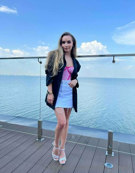 erika cherry star du porno gratuit collection