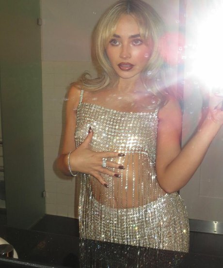 mariée onlyfans haut nu photo