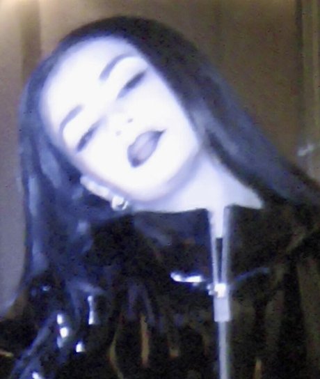 Charli XCX star érotique archive