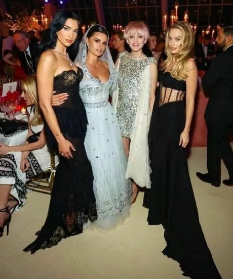 chatte arabe onlyfans assez nue archive