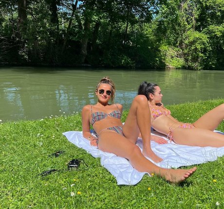 gros seins onlyfans belle sexy image