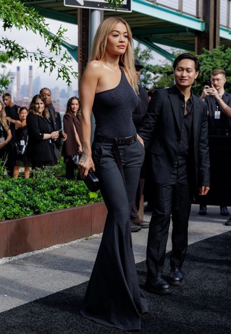 fans nus uniquement adulte de haute qualité photo