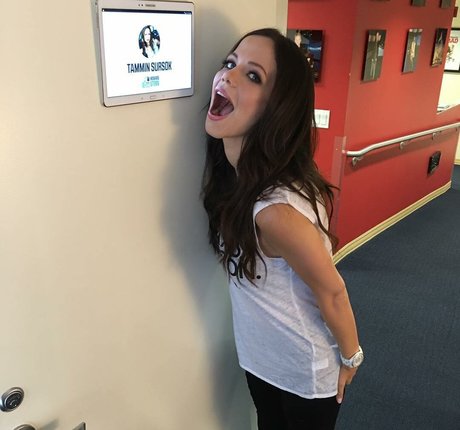 Tammin Sursok étoile xxx galerie