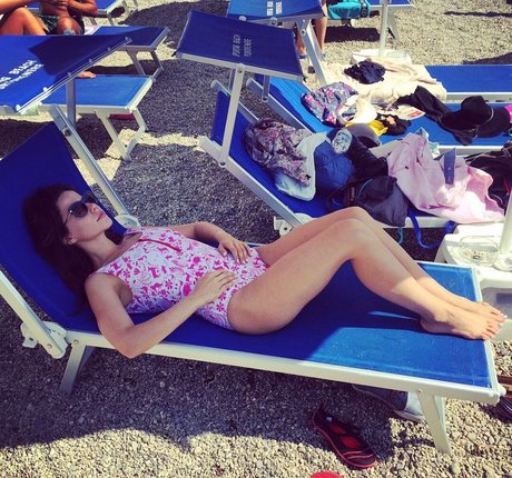 Tammin Sursok étoile sexy des photos