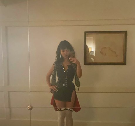 Rowan Blanchard belle étoile galerie