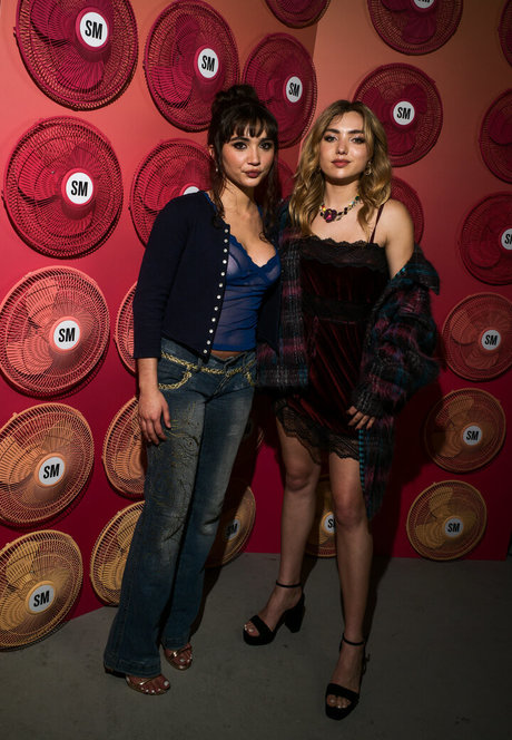 méga fans uniquement xxx sexy archive