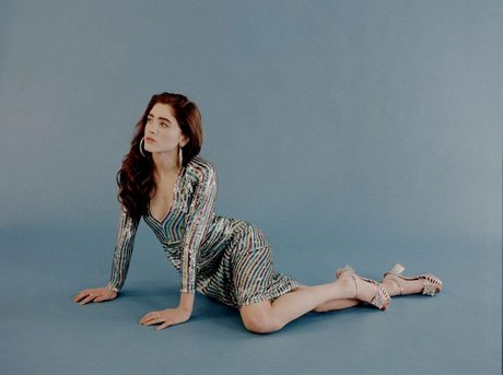 Natalia Dyer actrice exclusive photos