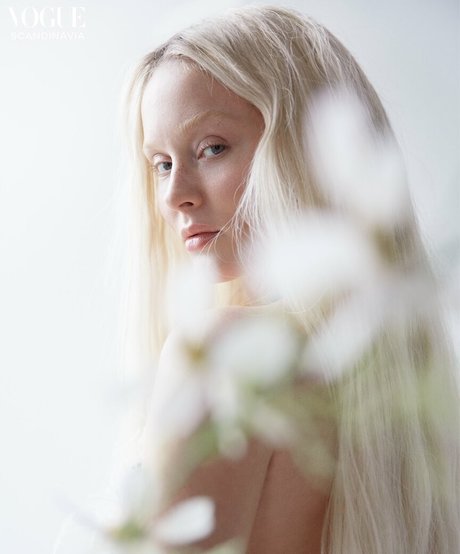 Zara Larsson modèle nu images