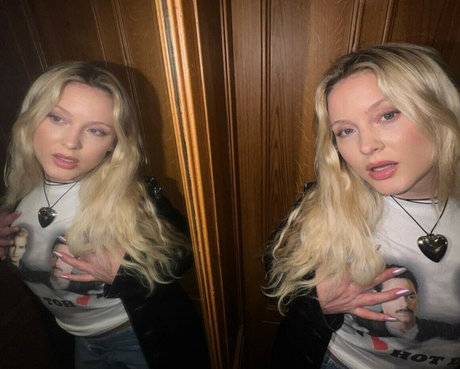 Zara Larsson star du porno adulte img