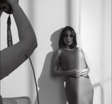 fans asiatiques célèbres xxx nu archive