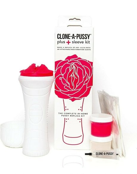 saveniarose modèle porno img