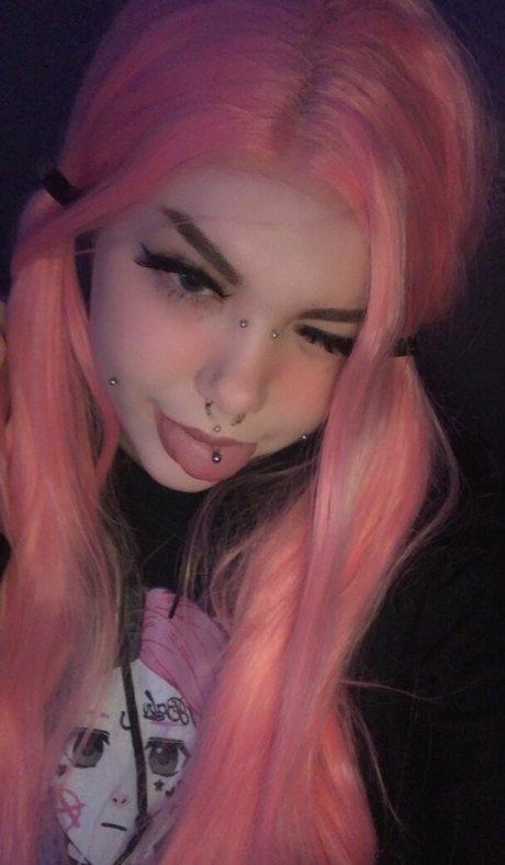 saveniarose star érotique photo