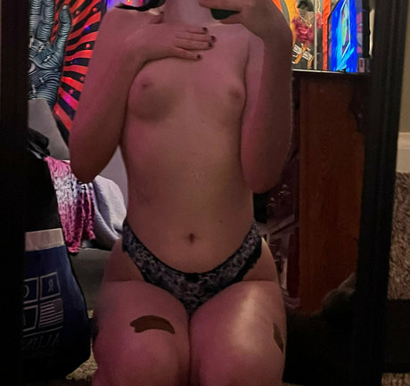 brattymaddie69 actrice érotique collection