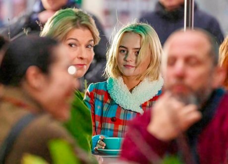 Millie Gibson étoile magnifique img