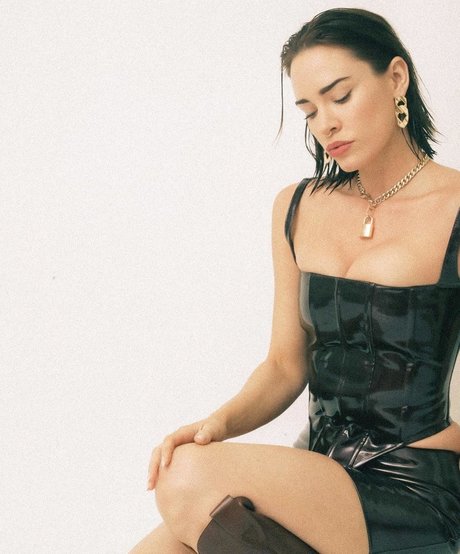 tatouages ​​blonds onlyfans art exclusif images