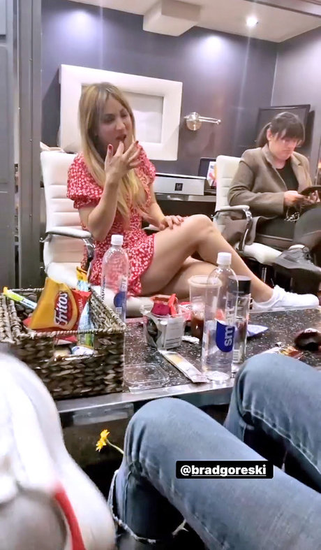 footjob uniquementfans adulte érotique galeries