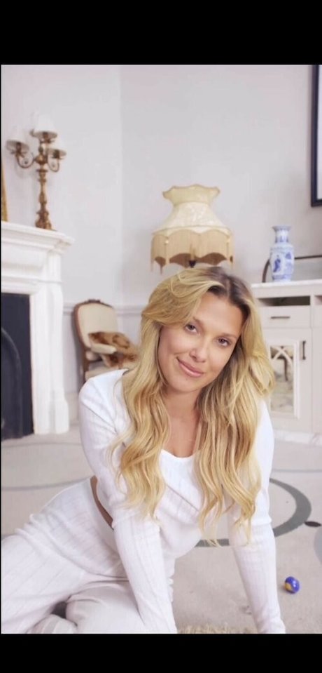 Millie Bobby Brown étoile exclusive galeries