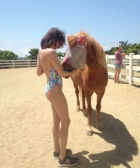 reine de pique onlyfans chaud adulte photos