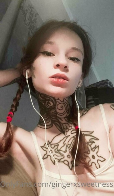 joi uniquementfans art supérieur photo