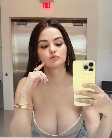 footjob uniquementfans xxx adulte archive