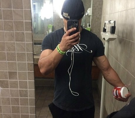 realbrandon818 star du sexe des photos