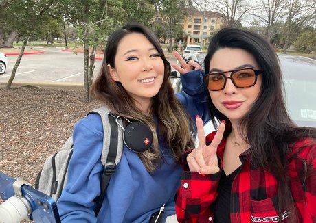 CarolineKwan joli modèle archive