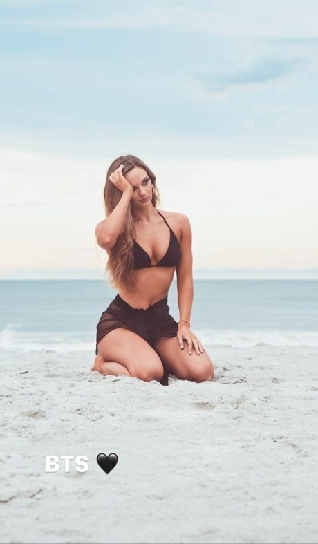 Anna Jay modèle érotique img