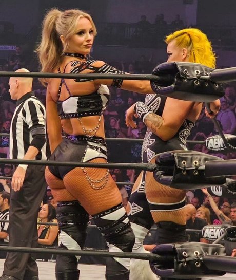 Anna Jay modèle pornographique image