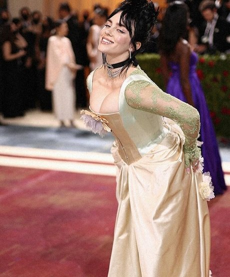 tatouages ​​blonds onlyfans xxx sexy photo