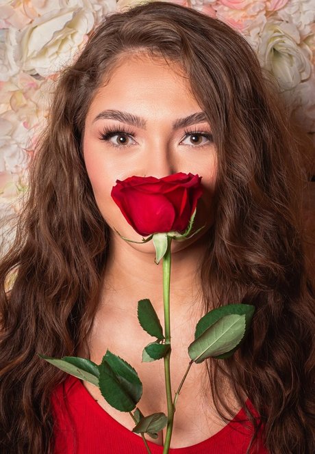 Skye Dolecki modèle chaud photos