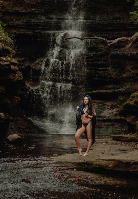 fans asiatiques négligés uniquement sexy img