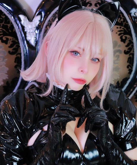 Yuriko Tiger étoile nue photos