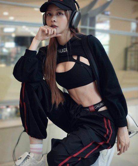 cathrynli modèle magnifique galeries