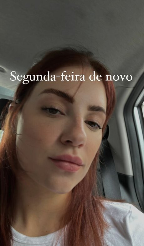 Karol Queiroz étoile nue image